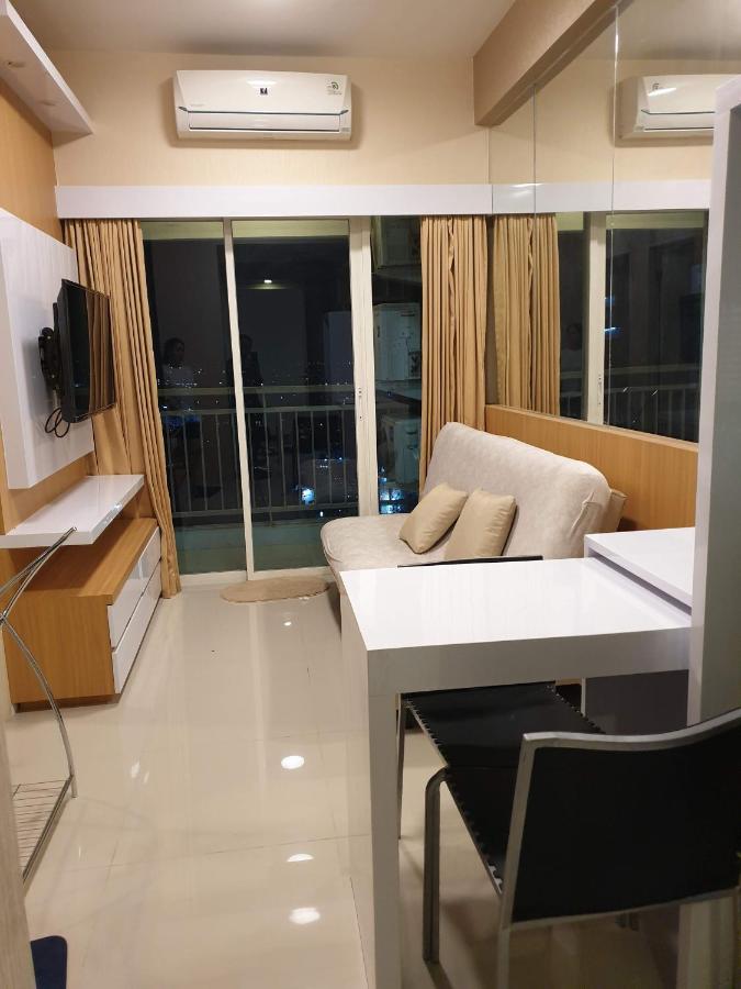 Cosmy Tanglin Apartment Surabaya Exterior photo